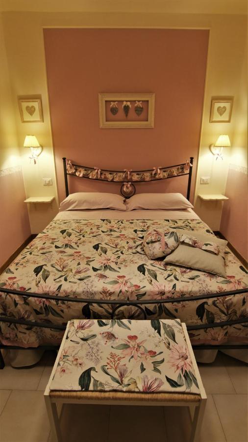 Villa La Casina Dei Cuori Di Nonna Miglia à Pallerone Extérieur photo