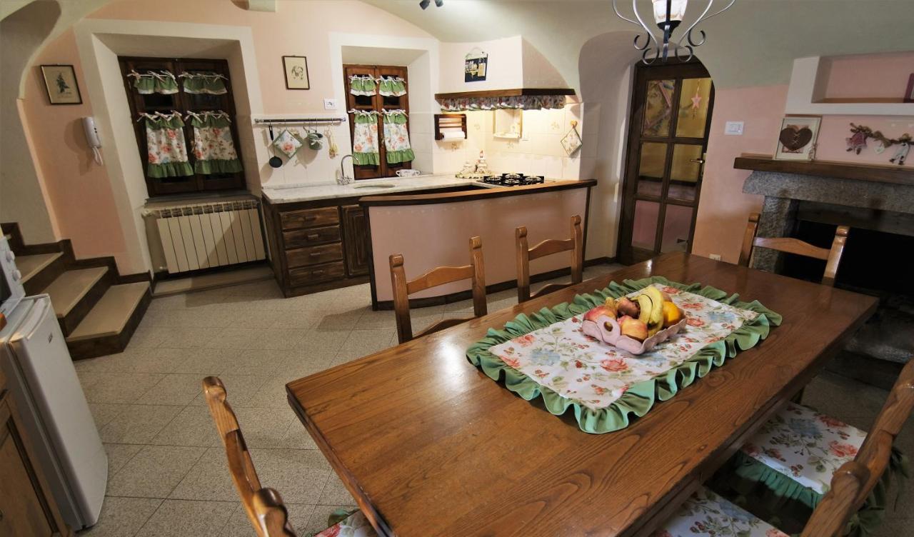 Villa La Casina Dei Cuori Di Nonna Miglia à Pallerone Extérieur photo